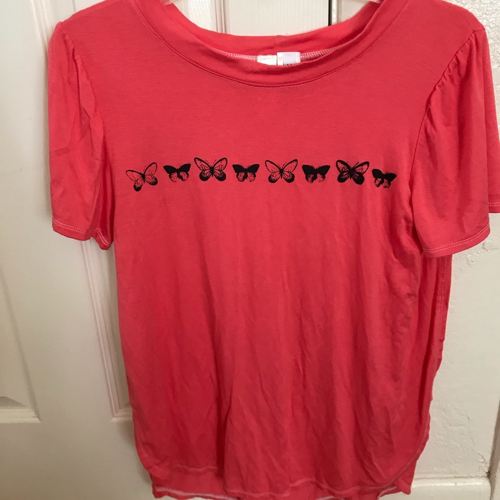 Purusha really soft light flowy tee.
